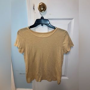 American eagle yellow t shirt